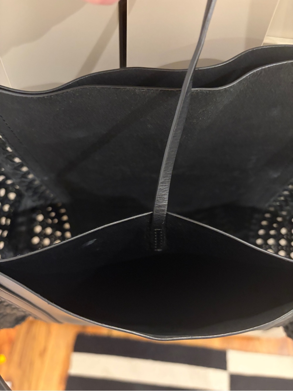 Black rattan shoulder bag Kara + Barney’s colab - Picture 5 of 5